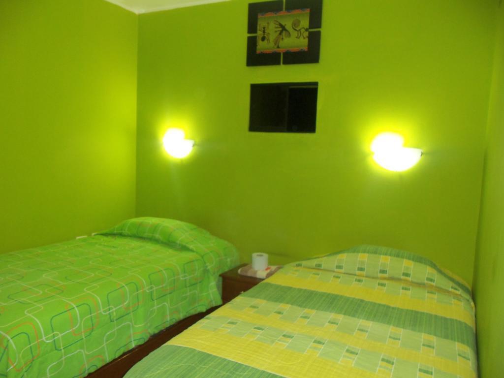 Hostal Boulevard Nazca Quarto foto